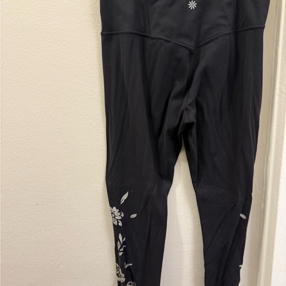 Athleta Black Elation Eyelet 7/8 Leggings - Picture 2 of 9